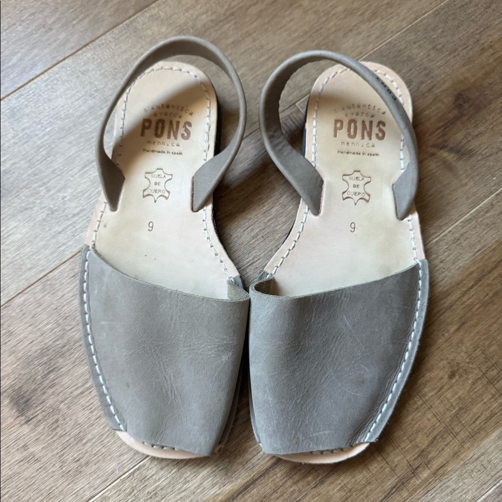 Avarcas USA Pons sandals size 9 Sand